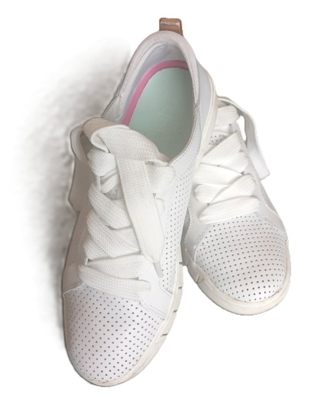 Ryka White Perforated Leather Lace Up Sneakers Rose Gold Women’s Size 9M